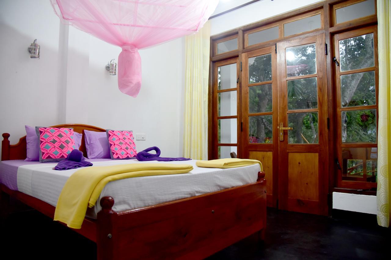 Mango Shadow Inn Ella Luaran gambar